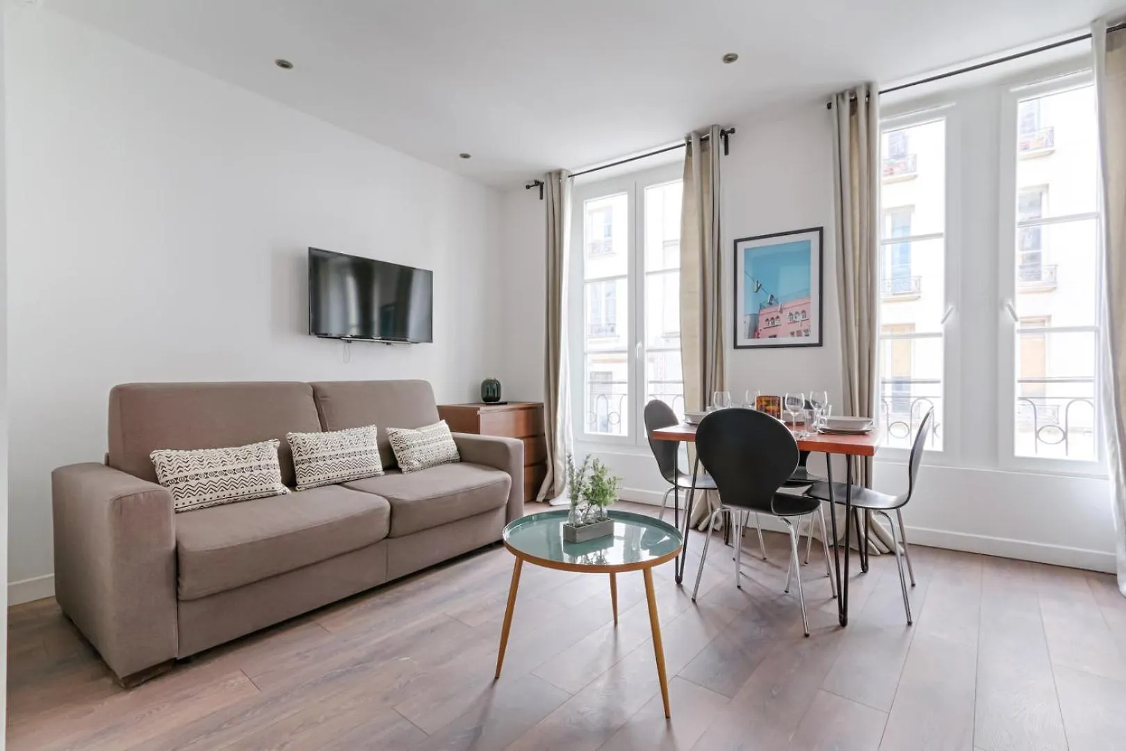 Tbs 307 - Superb Studio In The Heart Of Paris
